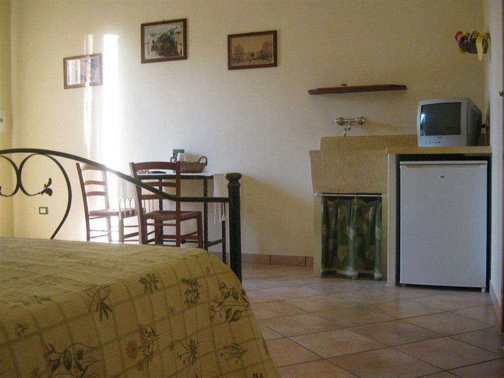 B&B Li Ccoti Cannole Экстерьер фото